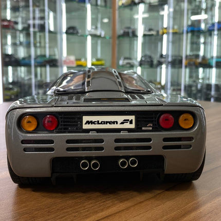 McLaren F1 GTR 1:12 Grey Full Opening Diecast Model Car | Minichamps - premium collector scale model