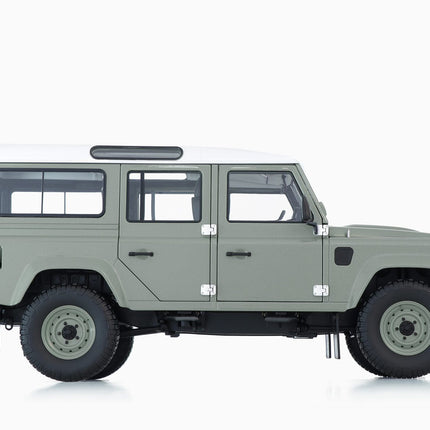 https://www.mydiecastcars.com/wp-content/uploads/2019/01/range-rover-110-green-3.jpg