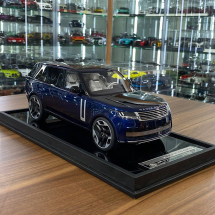 MotorHelix Range Rover Autobiography 2022 1:18 Resin Constellation Blue Ltd 99 - detailed collector display model
