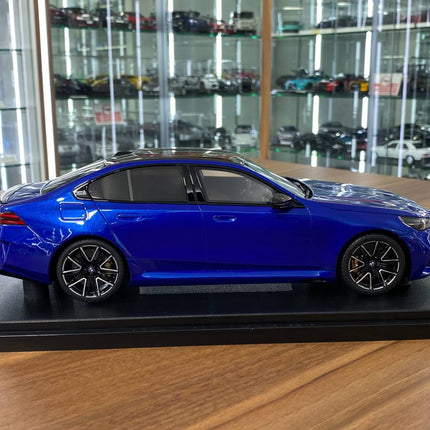 GT Spirit 1/18 BMW M5 G90 Blue Metallic Resin Model - premium collector scale model