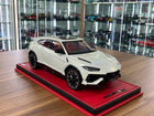 MR Collection 1/18 Lamborghini URUS S Resin Model White Chameleon Limited 3 Pcs - detailed collector display model