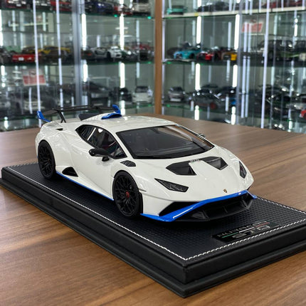 MR Collection Lamborghini Huracan STO 1:18 White Resin Limited Edition Diecast Model Car - detailed collector display model
