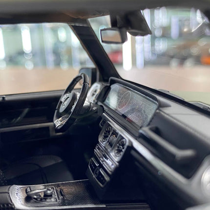 Motor-Helix 1:18 Mercedes-Benz G-Class G63 AMG W463 V8 Biturbo 2019 Army Green Diecast Model Car - scale model collectible pi