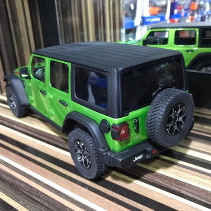 GT Spirit Jeep Rubicon 1:18 Green Resin Model Car - fine detailed model replica