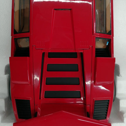 Kyosho Lamborghini Countach LP500S Walter Wolf Red 1:12 scale model