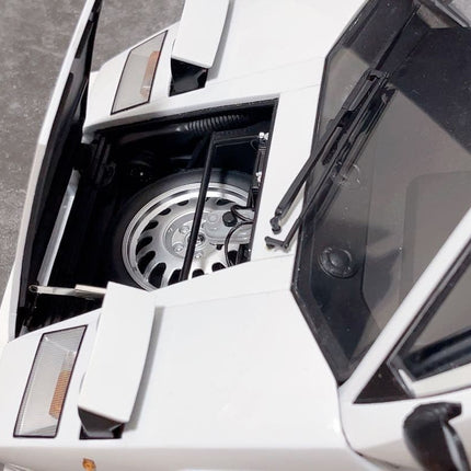 Kyosho Lamborghini Countach LP5000S White 1:12 scale model