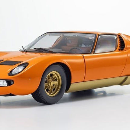 Kyosho Lamborghini Miura P400 Orange 1:12 scale model