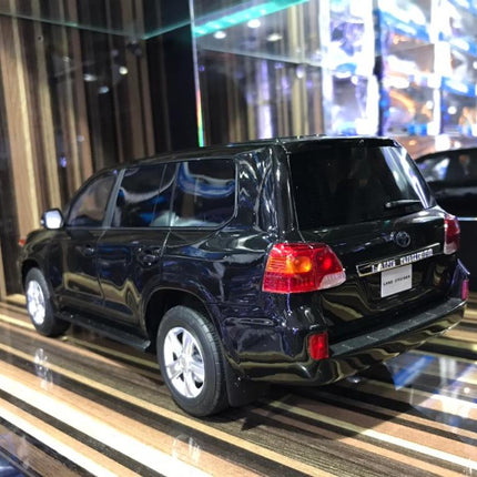Kyosho 1:18 Toyota Land Cruiser 200 Black Resin Model Car - collectible scale model car