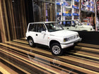 LCD Model Suzuki Vitara White 1:18 Diecast Model Car - detailed collector display model