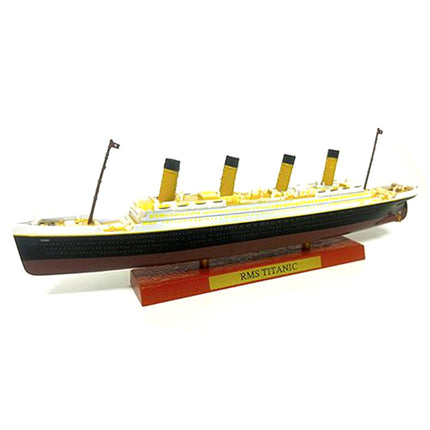 https://cdn.shopify.com/s/files/1/0567/1364/2151/files/titanicnightversion.jpg?v=1712217159