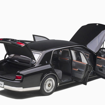https://www.mydiecastcars.com/wp-content/uploads/2022/06/toyota-century-black-autoart-3.jpg