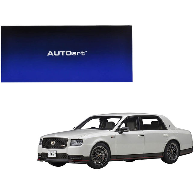 https://cdn.shopify.com/s/files/1/0504/9925/6496/files/toyota-century-grmn-rhd-right-hand-drive-pearl-white-118-model-car-by-autoart-351425.jpg?v=1748416409