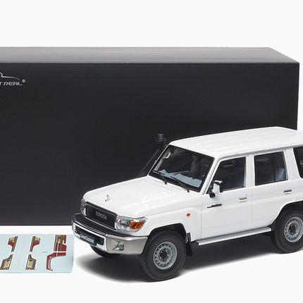 https://www.mydiecastcars.com/wp-content/uploads/2024/07/toyota-land-cruiser-white-almost-real-white-4.jpg