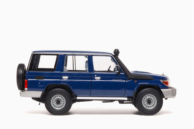 https://www.mydiecastcars.com/wp-content/uploads/2023/03/toyota-landcruiser-76-blue-almost-real-2.jpg
