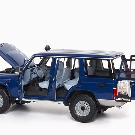 https://www.mydiecastcars.com/wp-content/uploads/2023/03/toyota-landcruiser-76-blue-almost-real-3.jpg