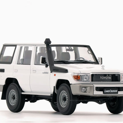 https://www.mydiecastcars.com/wp-content/uploads/2024/05/toyota-landcruiser-white-almost-real-1-.jpg