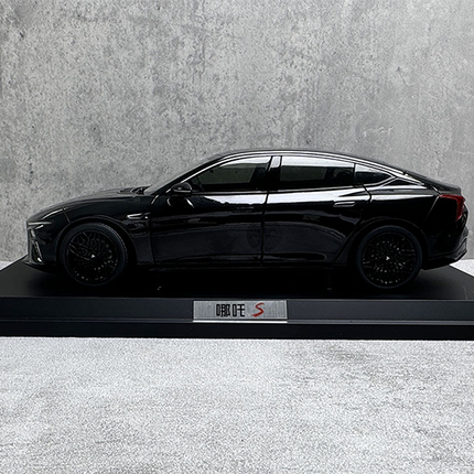 YX Car Model NETA S Sedan 2011 Black 1:18 Diecast Model Car - collector edition scale model