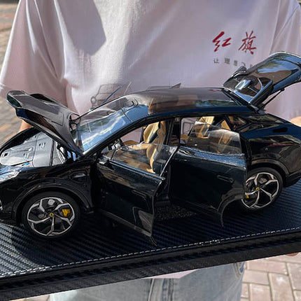 NYO Lotus Eletre SUV Collector's Edition 1:18 Diecast Model Car - hand-finished display model