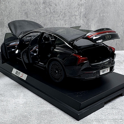 YX Car Model NETA S Sedan 2011 Black 1:18 Diecast Model Car - showroom-quality model replica