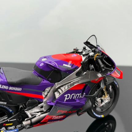 KILOworks Mercedes-Benz Ducati GP24 GP23 Motorcycle 1:12 Diecast Model Motorcycle - collector edition scale model