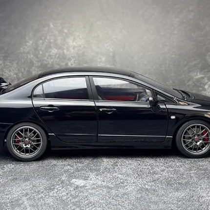WELL Honda Civic Type R FD2 Fully Open 1:18 Diecast Model Car - detailed die-cast style model