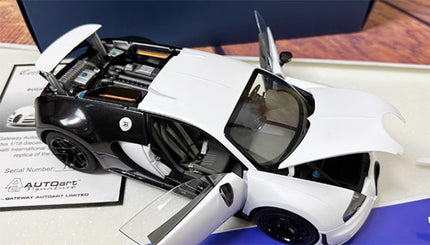 https://www.yxcarmodel.com/cdn/shop/files/xq8_1dd45109-9d33-4f84-8638-c8a1e943b538.jpg?v=1715929722