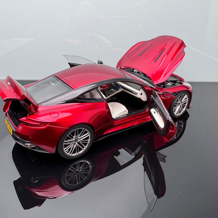 Xiao Guang Aston Martin DB12 Silver 1:18 Diecast Model Car - scale model for display