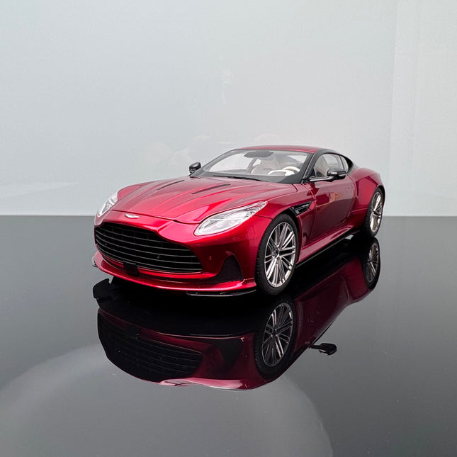 Xiao Guang Aston Martin DB12 Silver 1:18 Diecast Model Car - detailed collector display model
