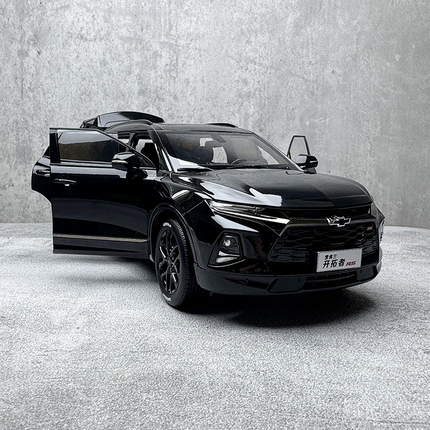 YX Car Model Chevrolet Blazer RS Black 1:18 Diecast Model Car - collectible scale model car