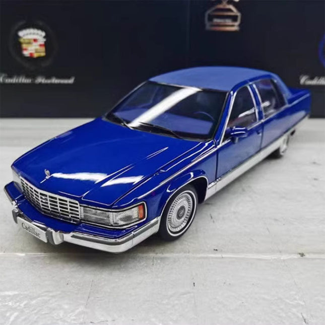 Xiao Guang Cadillac Wood Black 1:18 Diecast Model Car - studio product photo of the scale model