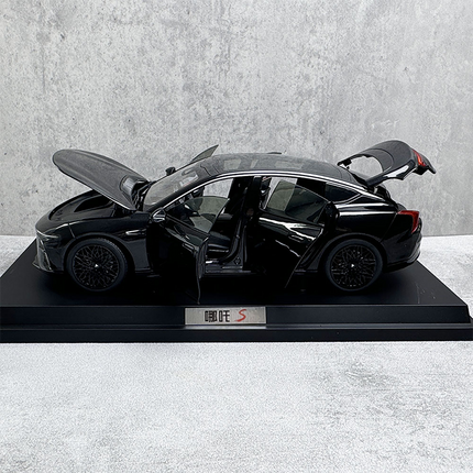 YX Car Model NETA S Sedan 2011 Black 1:18 Diecast Model Car - collectible scale model car