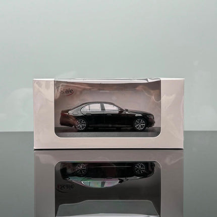 iScale Mercedes-Benz E450 E-Klasse W214 Black 1:43 Diecast Model Car - premium collector scale model