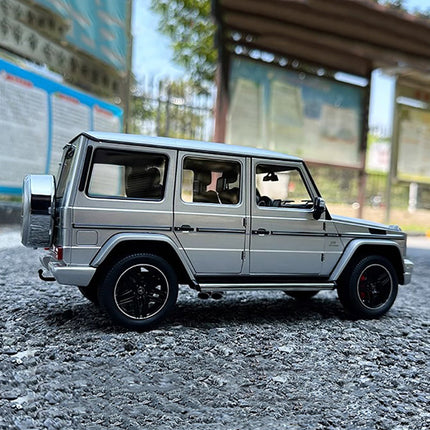 https://www.yxcarmodel.com/cdn/shop/files/zt4_d0d8ec84-2345-48b6-a0bb-3f68d3c53eef.jpg?v=1729489752&width=1946
