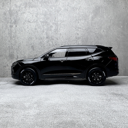 YX Car Model Chevrolet Blazer RS Black 1:18 Diecast Model Car - premium collector scale model